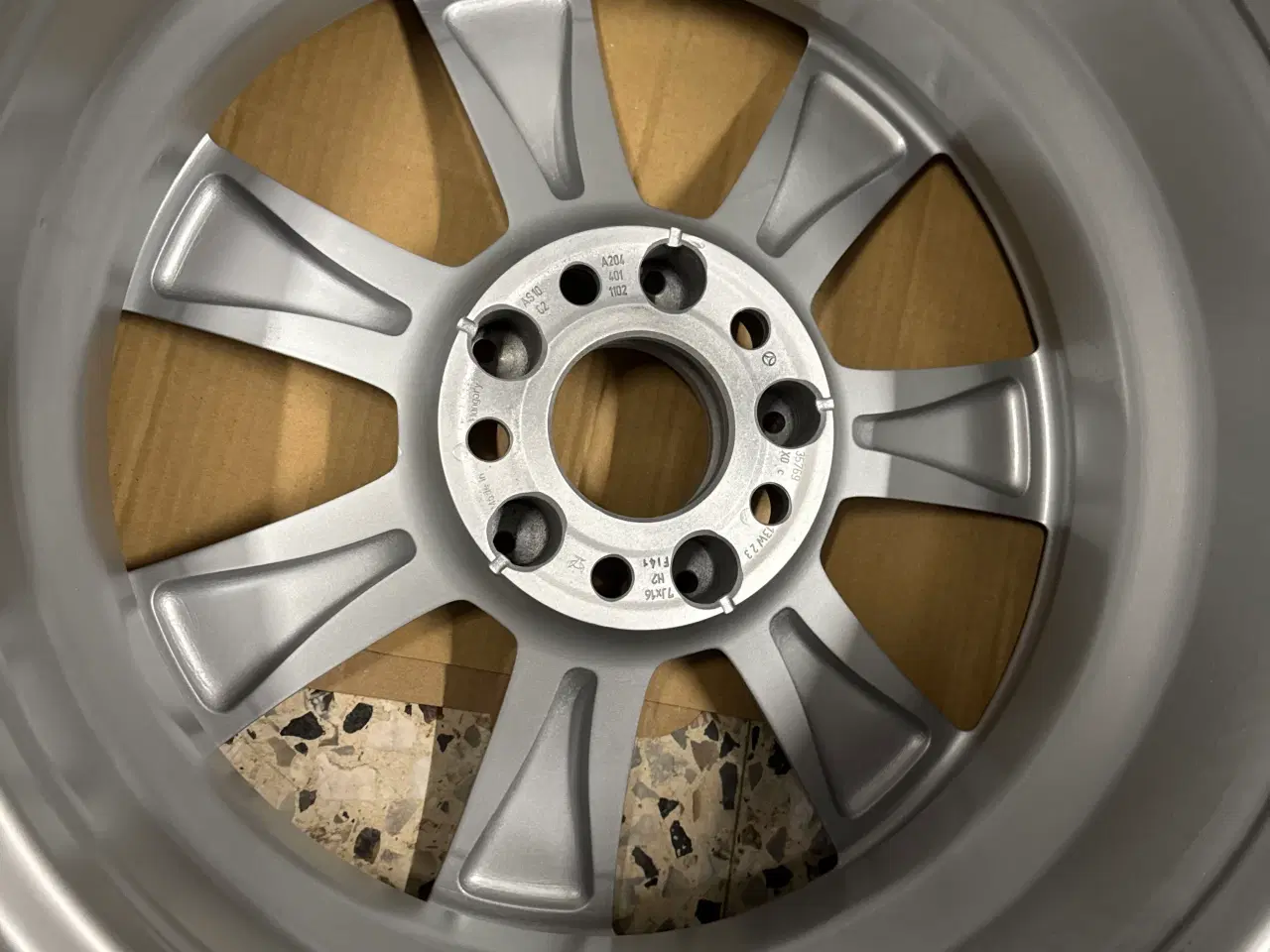 Billede 3 - Originale Mercedes alufælge 16– A2044011702 – 5x11