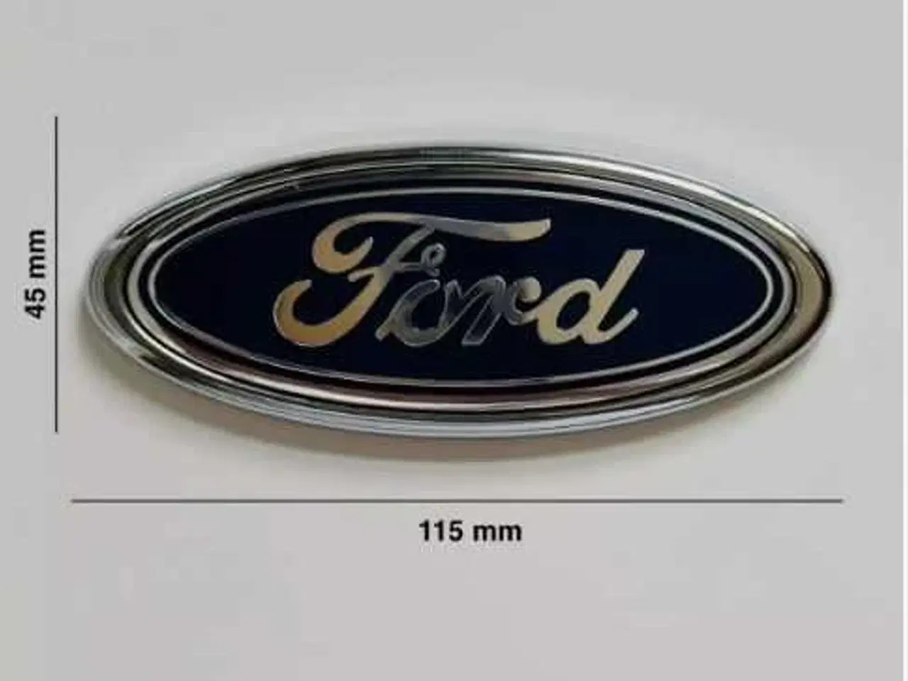 Billede 2 - Ford emblem 2 str. Pæne med mont. Defekte..