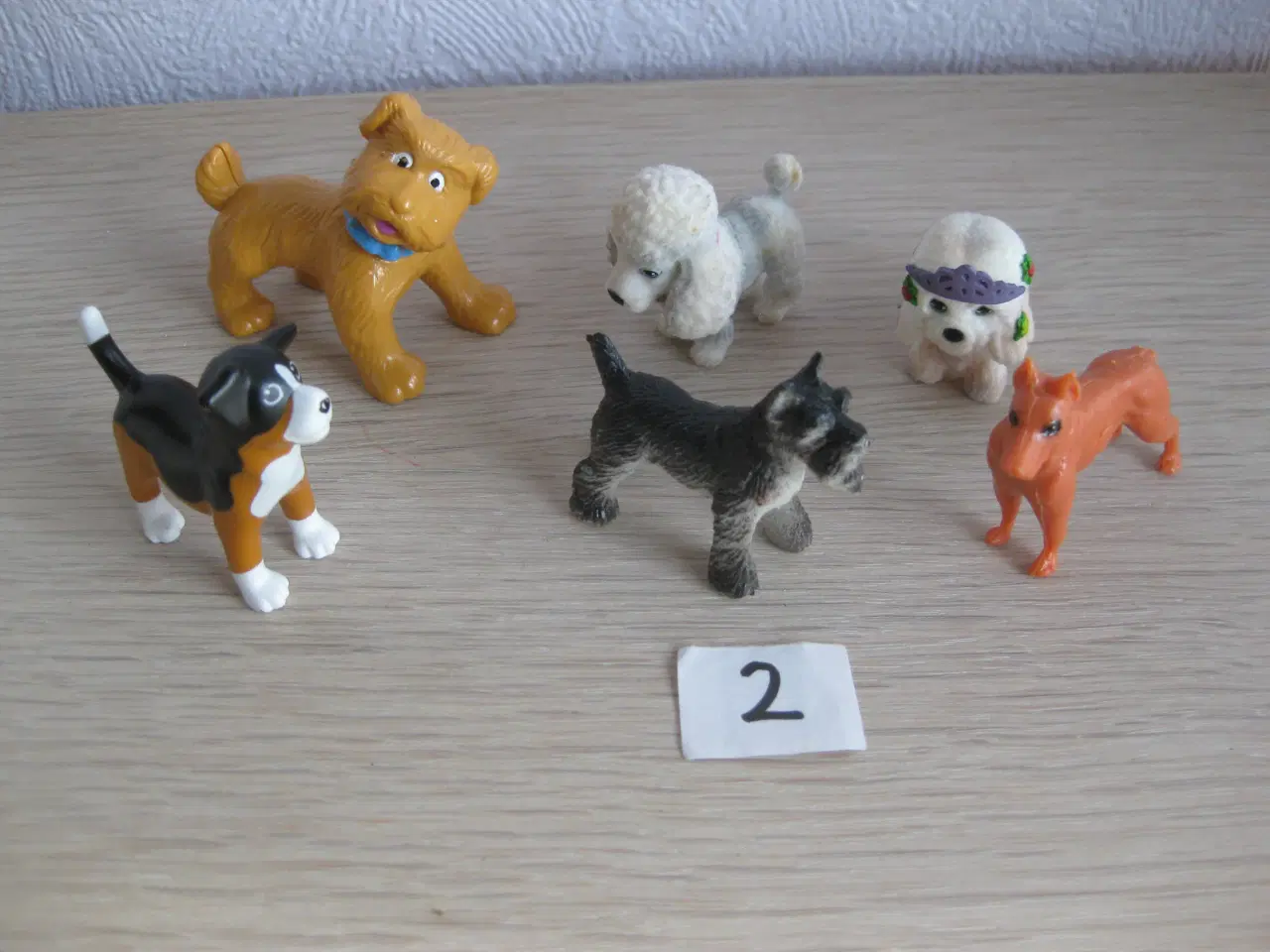 Billede 2 - Små hunde-figurer ( se billeder).