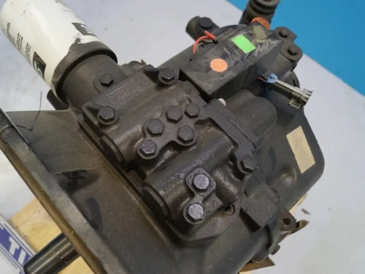 Billede 11 - CASE 580SLE 2WD Transmission 