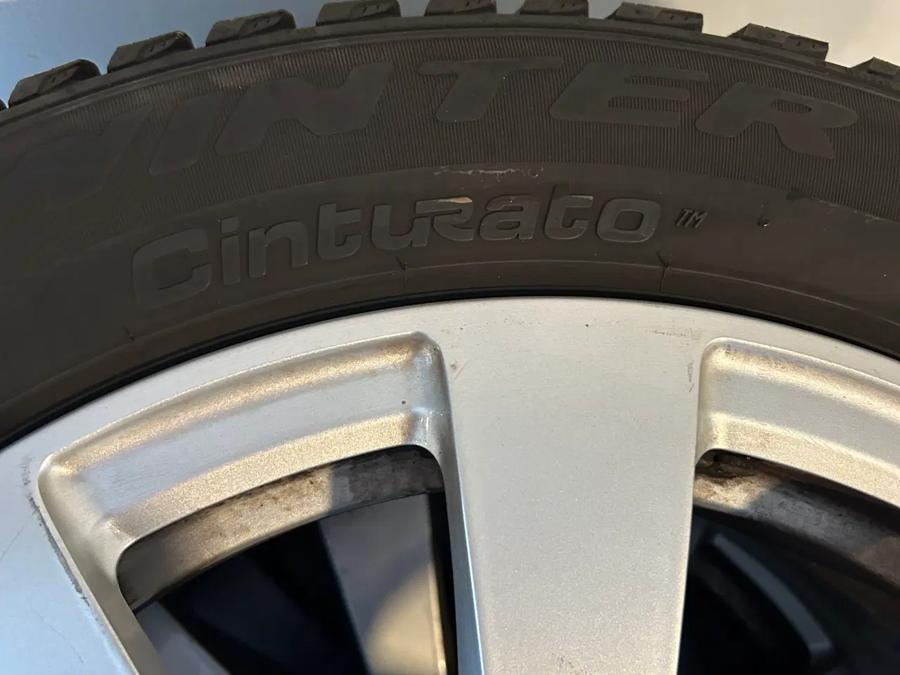 Billede 4 - Lækkert Pirelli vinterdæk på Mercedes alu fælg