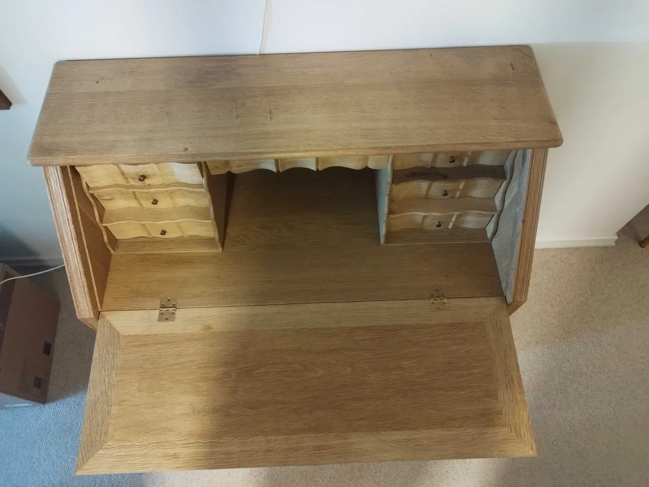 Billede 2 - Chatol, lille kommode og et lille bord 