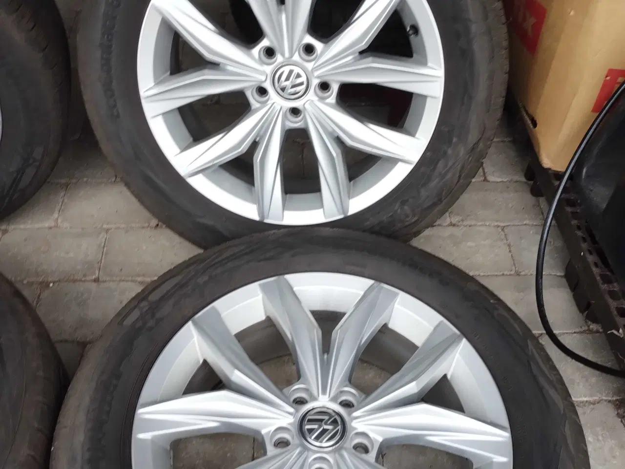 Billede 1 - VW Tiguan 235/55 R18