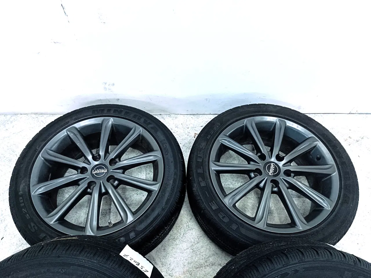 Billede 4 - 5x114,3 17" ET38 nav 73ø Megawheels vintersæt