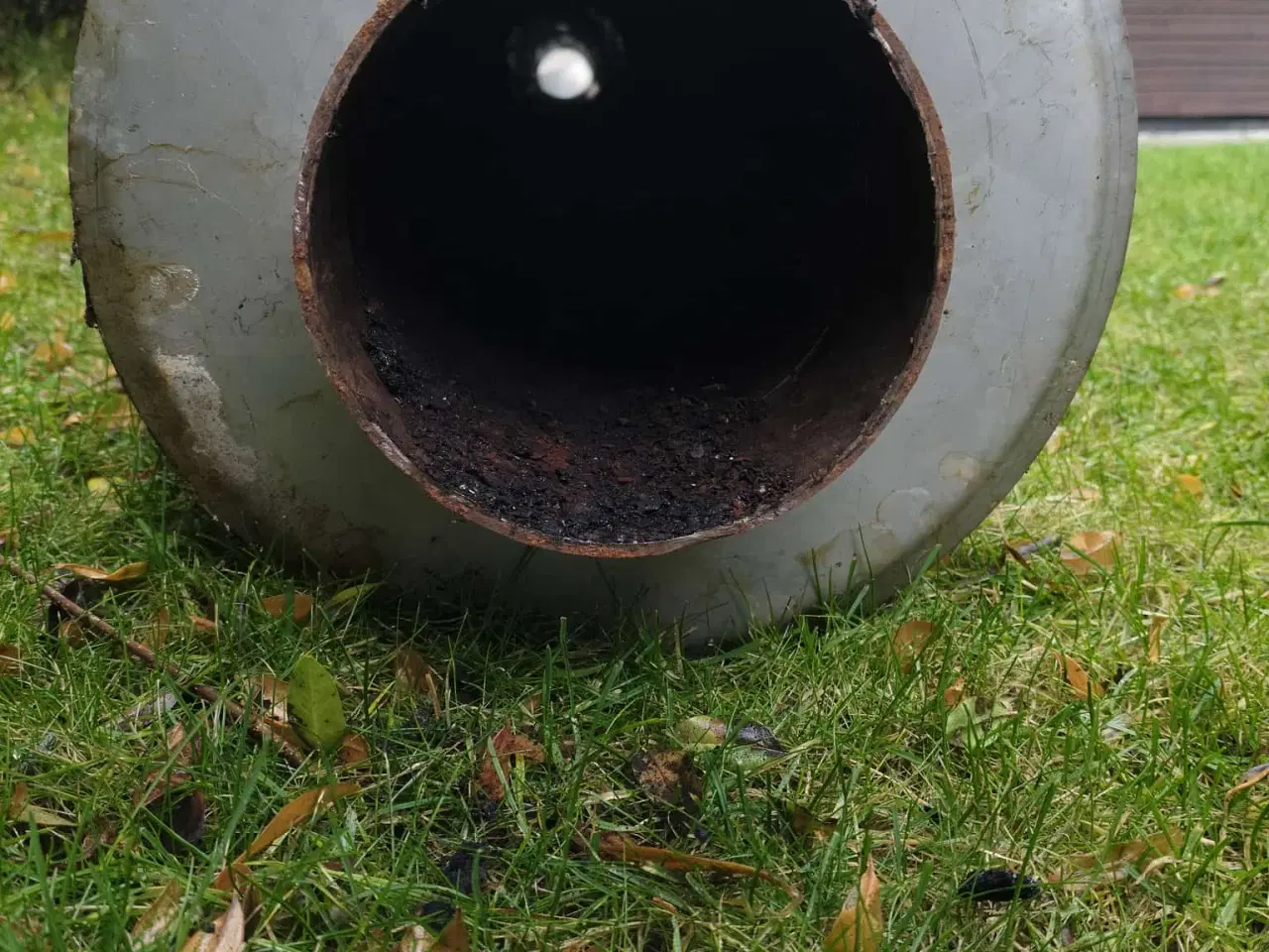 Billede 8 - Skorsten til tidligere træpillefyr