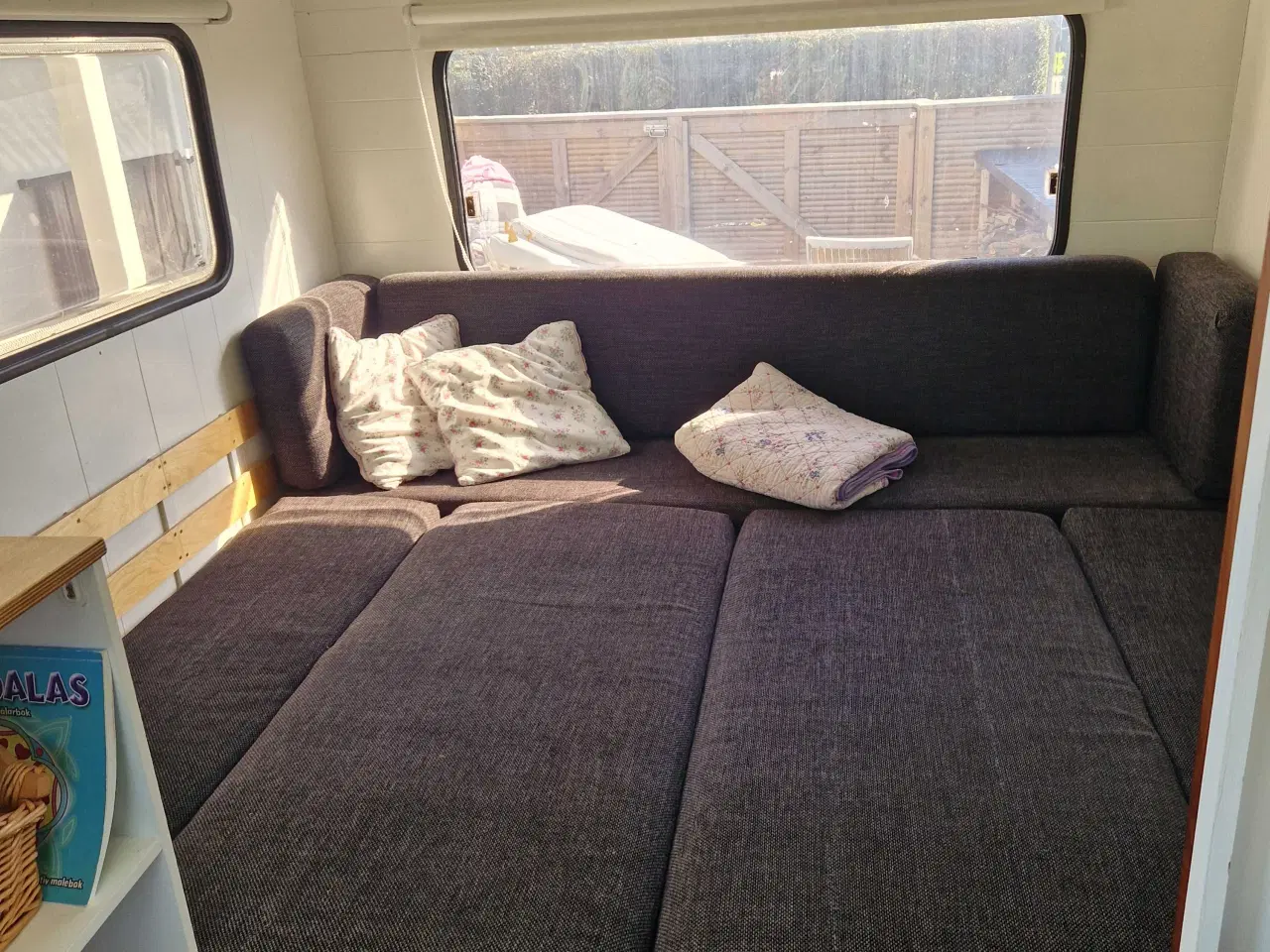 Billede 3 - Campingvogn- kontor