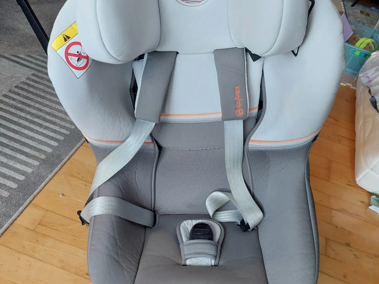 Billede 1 - Autostol med base. kan vippes ned. max 18 kg