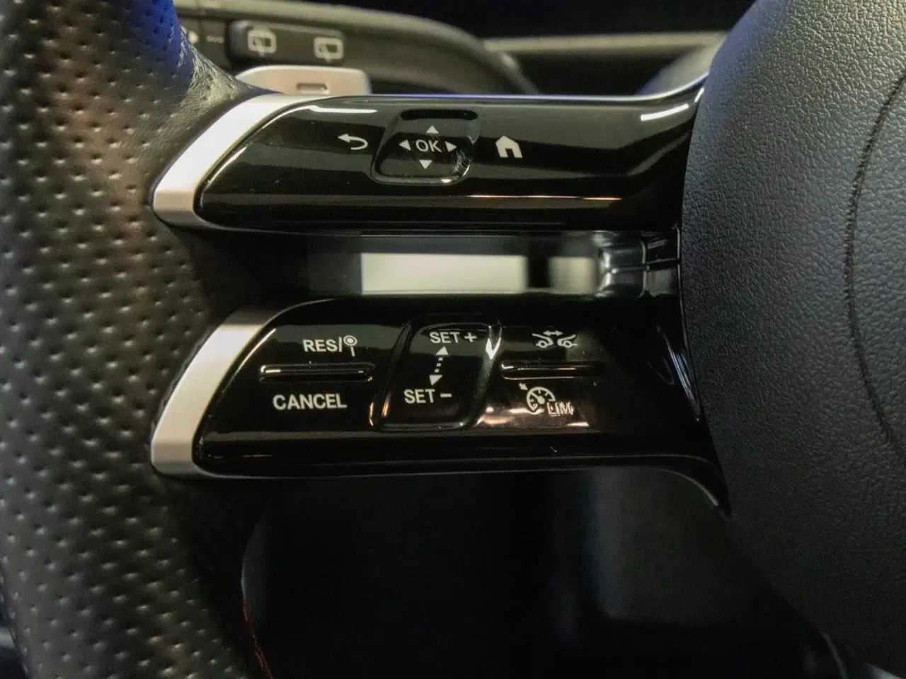 Billede 11 - Mercedes EQB350 AMG Premium 4Matic 7prs