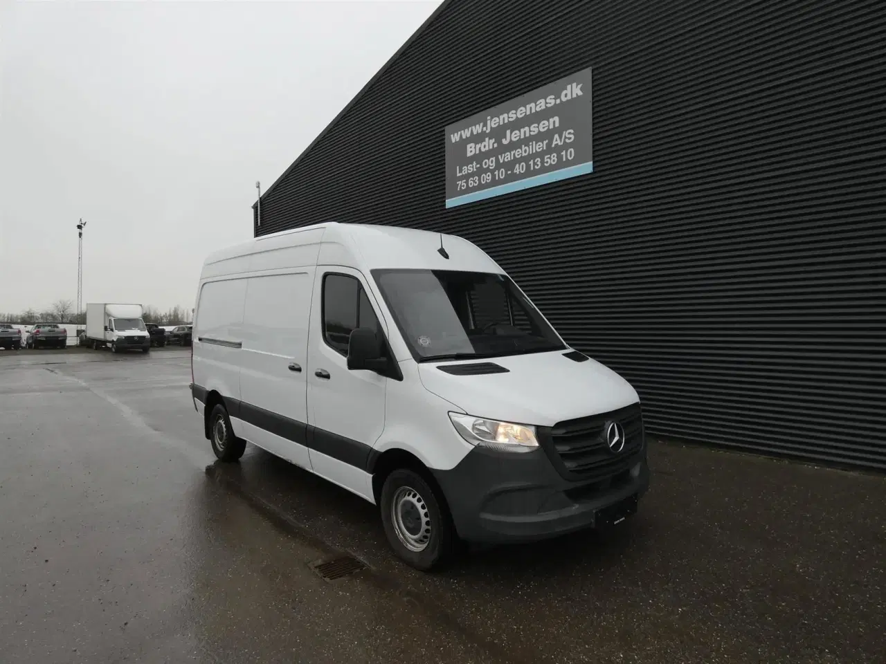 Billede 1 - Mercedes-Benz Sprinter 317 2,0 CDI A2 H2 RWD 9G-Tronic 170HK Van Aut.