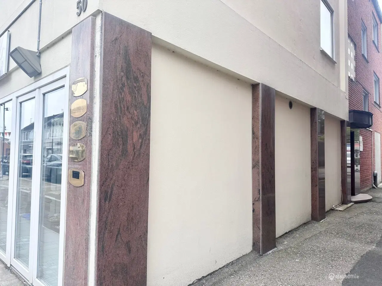 Billede 13 - Central beliggenhed på gågaden