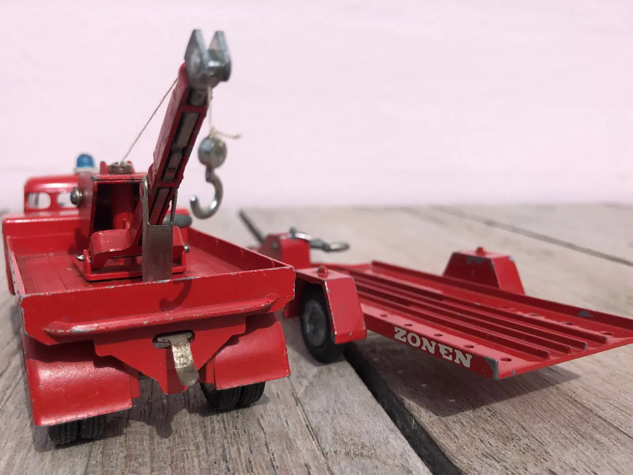 Billede 4 - TEKNO...VOLVO KRANBIL med EFTERLØBER FALCK ZONEN