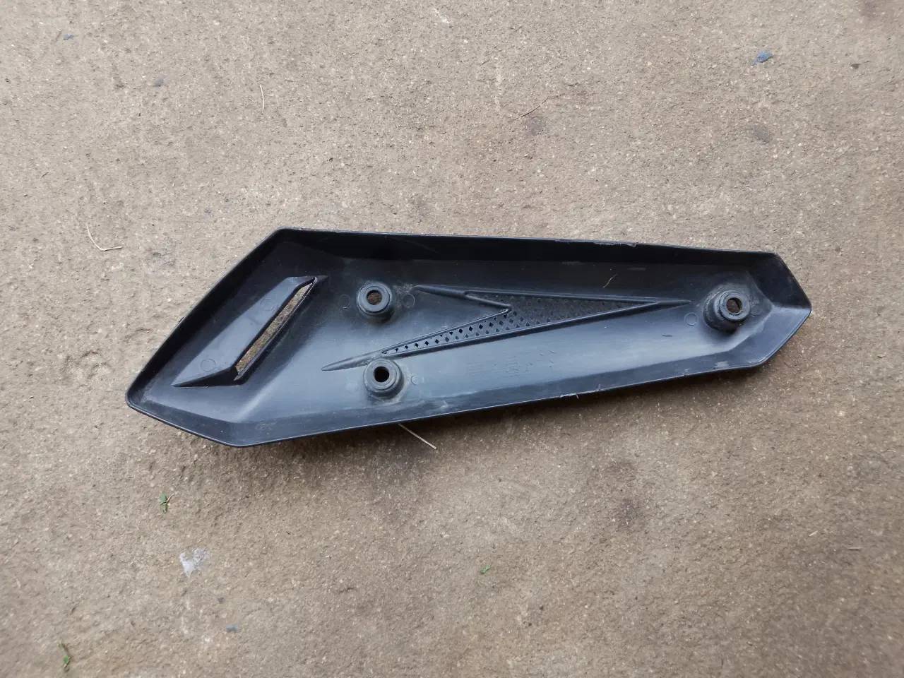 Billede 2 - Varmeskjold til vga udstødning 