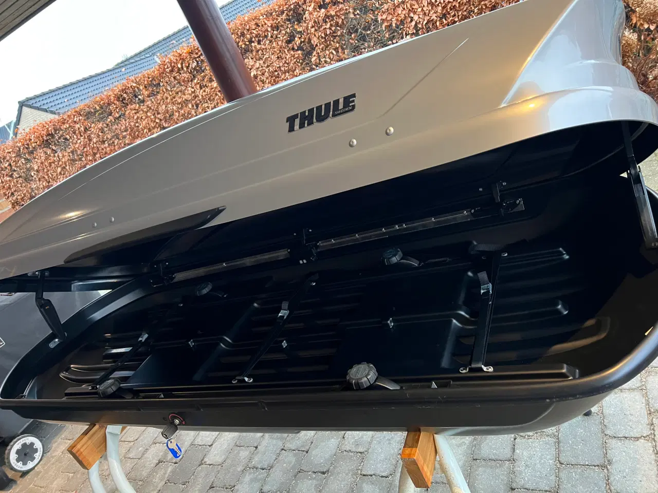 Billede 2 - Thule Motion XL 460L Tagboks (nypris 4.985,-)