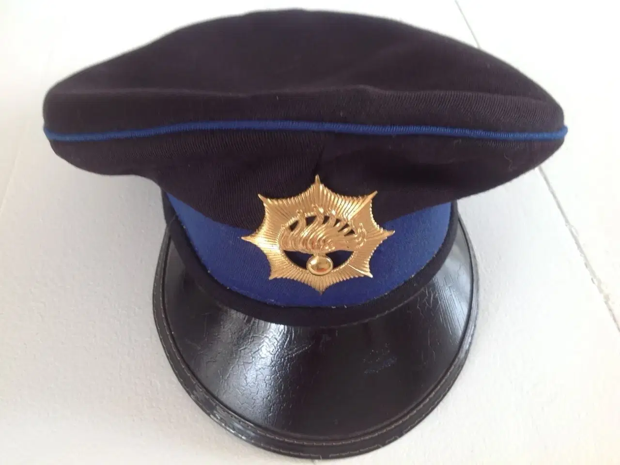 Billede 1 - Hollandsk Politi kasket 