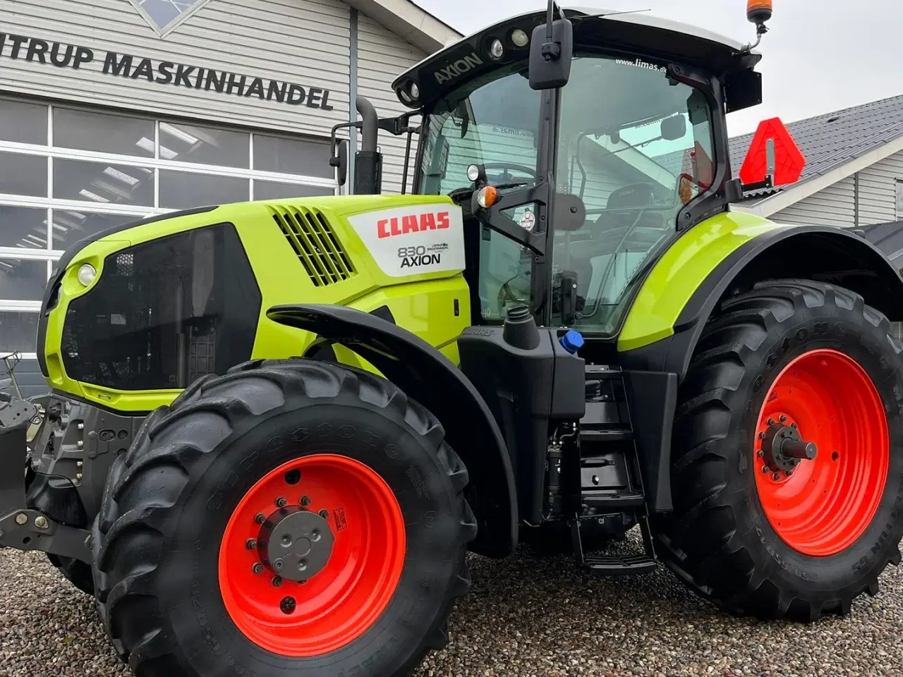 Billede 8 - CLAAS Axion 830 Med frontlift. Velholdt traktor.