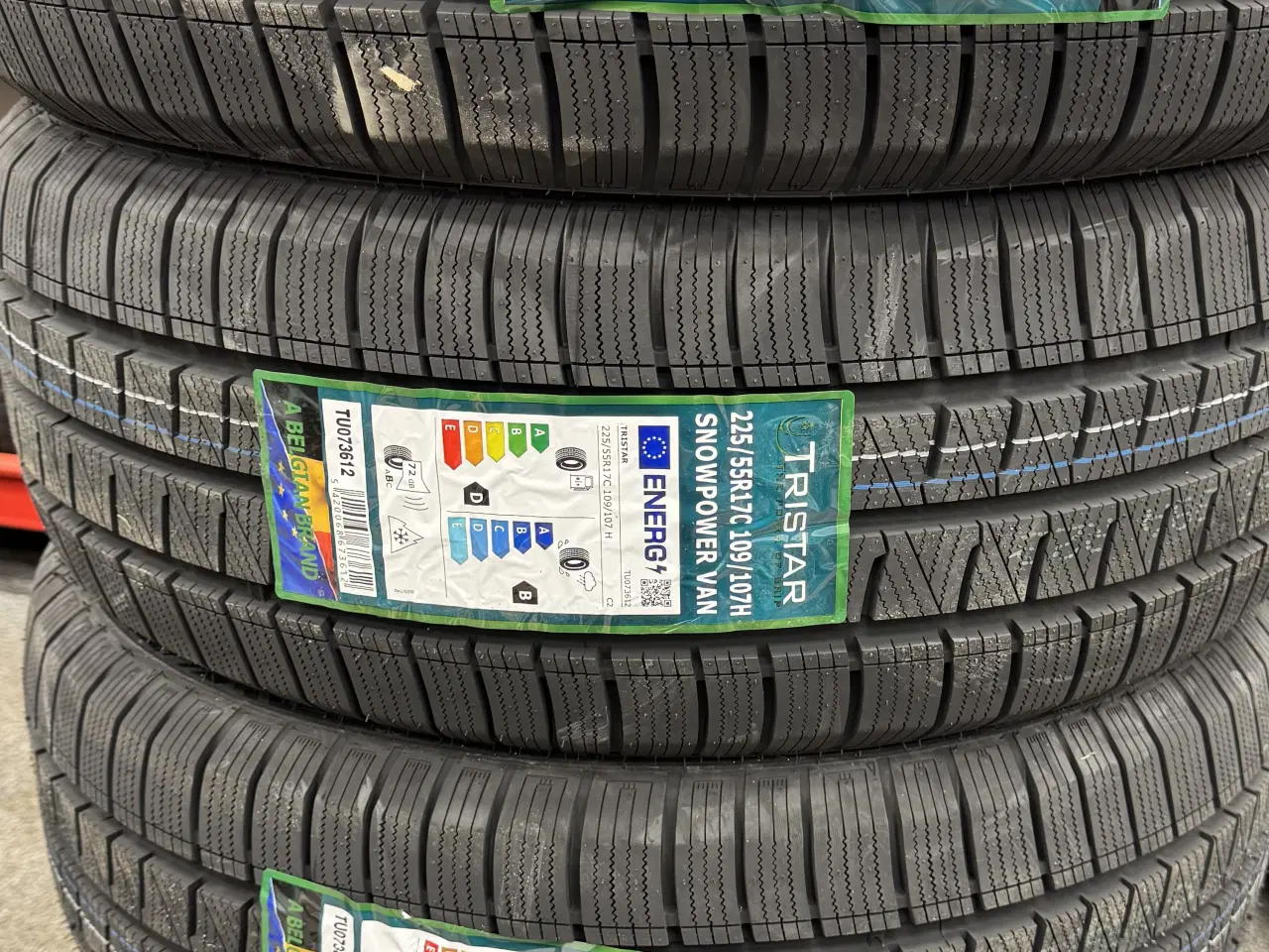 Billede 1 - 225/55 17”