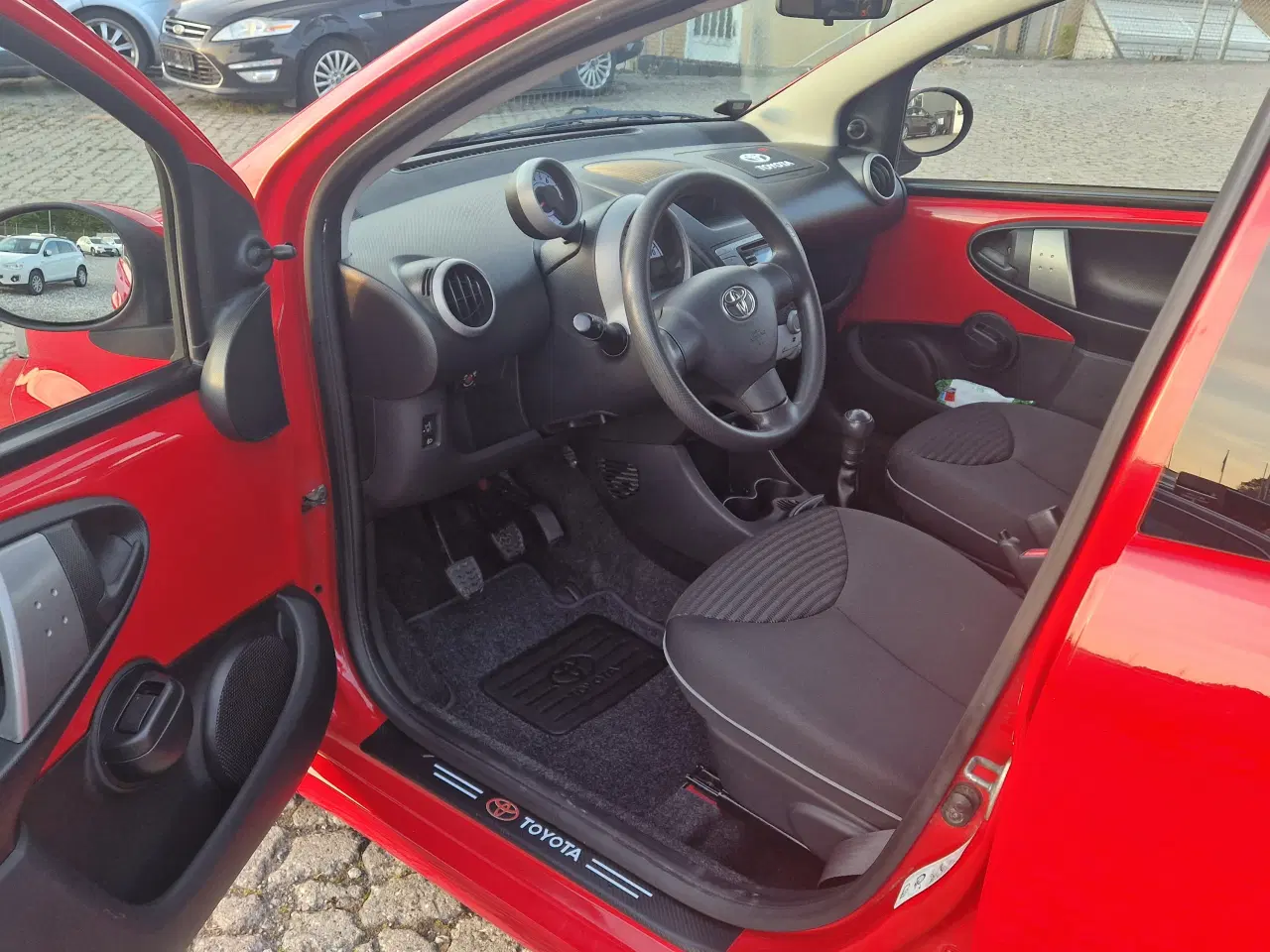 Billede 6 - Toyota aygo masser udstyrs model