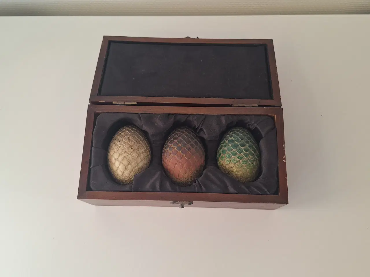 Billede 1 - Game of Thrones OFFICIAL Dragon Egg Collector Box