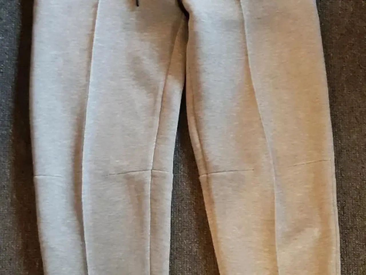 Billede 1 - Str. S. Nike Tech fleece  Dame model.