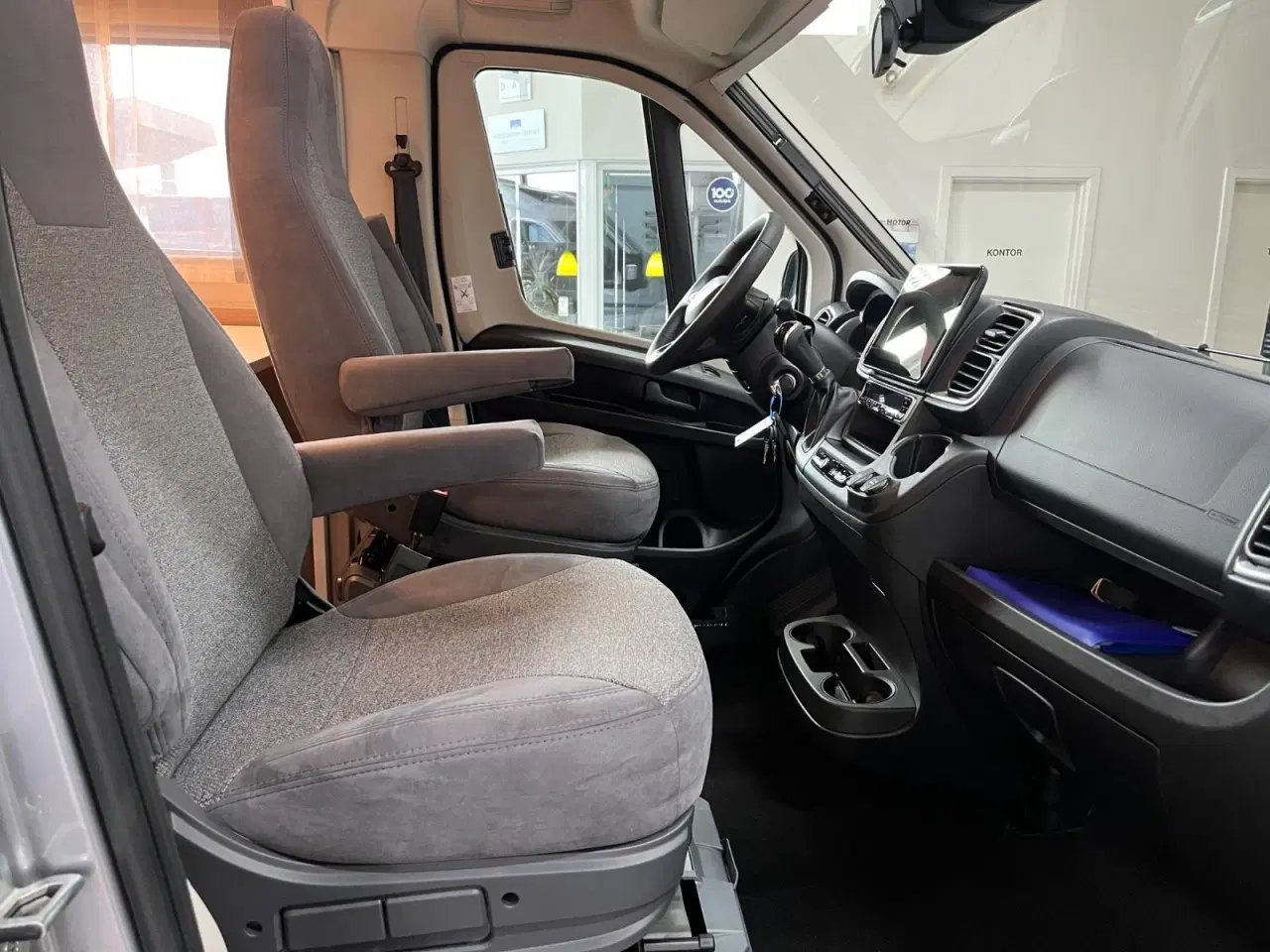 Billede 7 - Carado T448 PRO+ 2,2 JTD 140 aut.