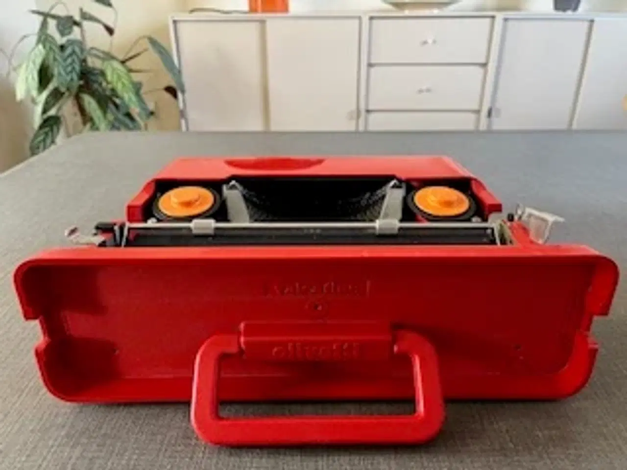 Billede 5 - Rejseskrivemaskine - Olivetti Valentine