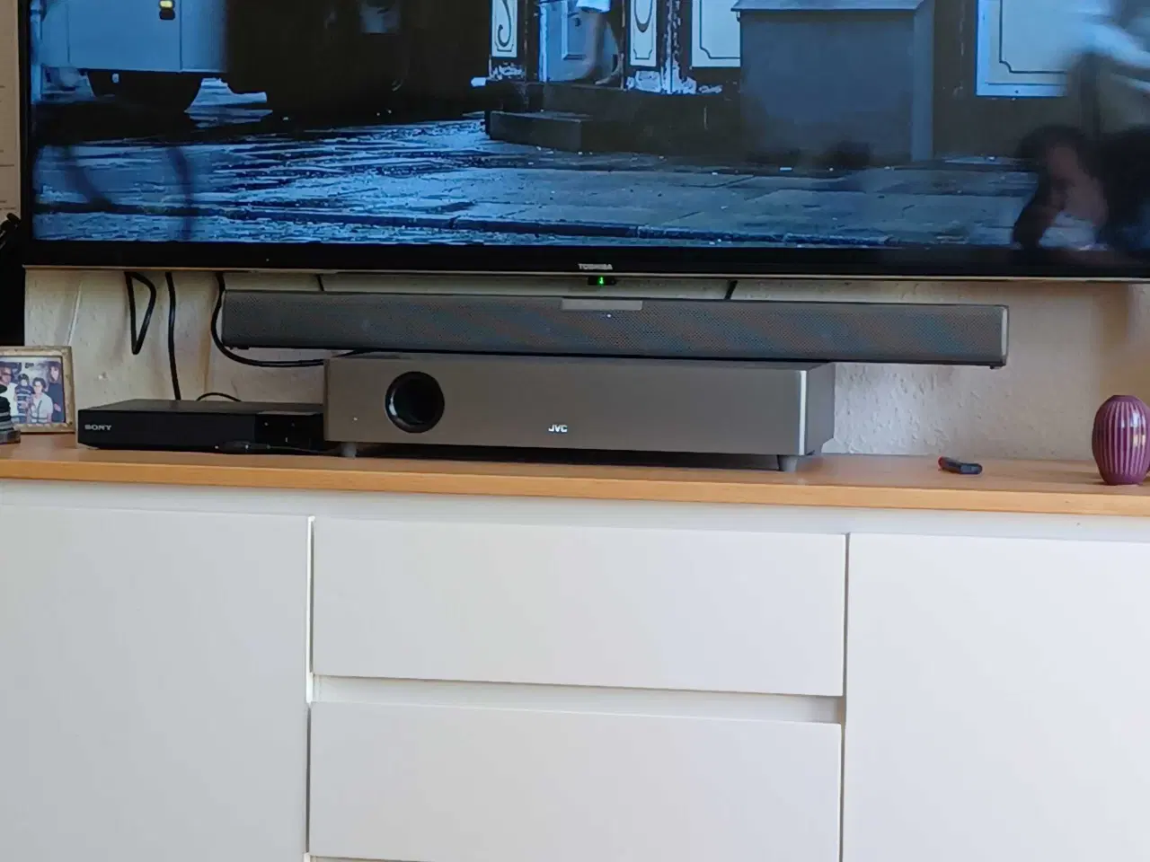 Billede 1 - JVC SOUNDBAR/MED BASS