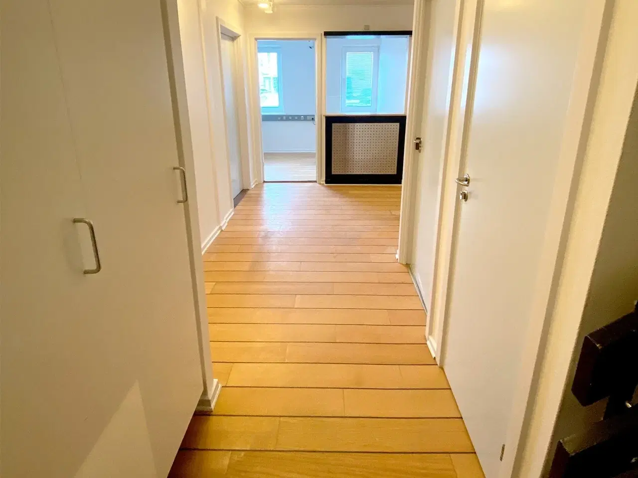 Billede 11 - Stort og attraktivt erhvervslokale i stueetagen!