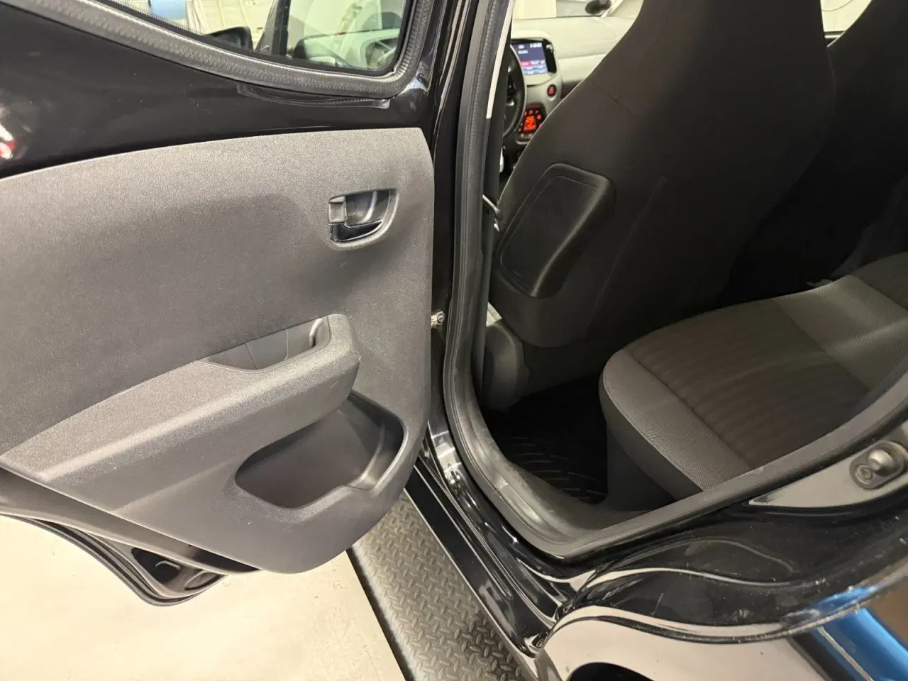 Billede 6 - Toyota Aygo 1,0 VVT-i x-pression