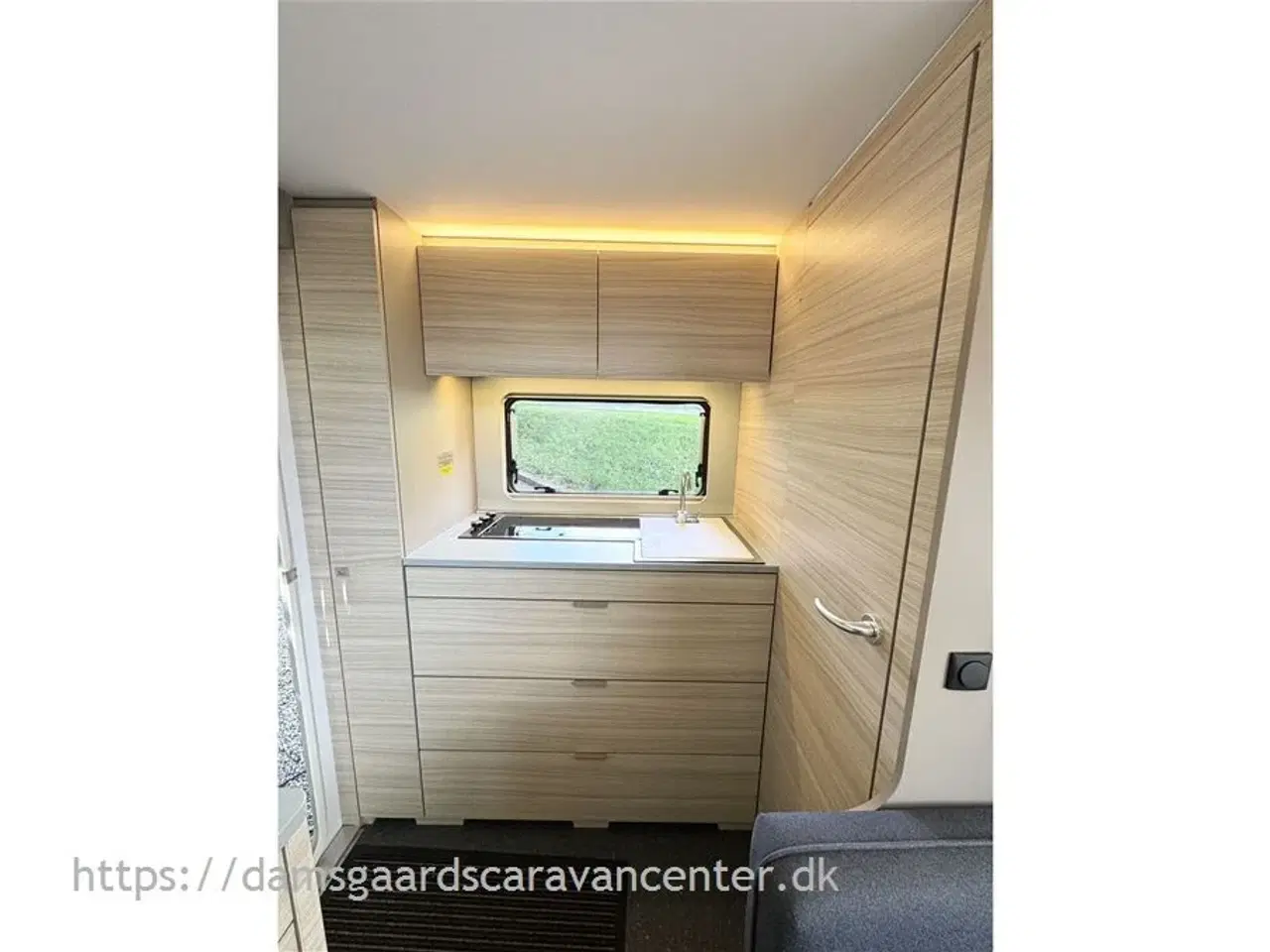 Billede 11 - 2021 - Adria Altea 542 PH   Queensbed-Gulvtemp.-Mover-Telt