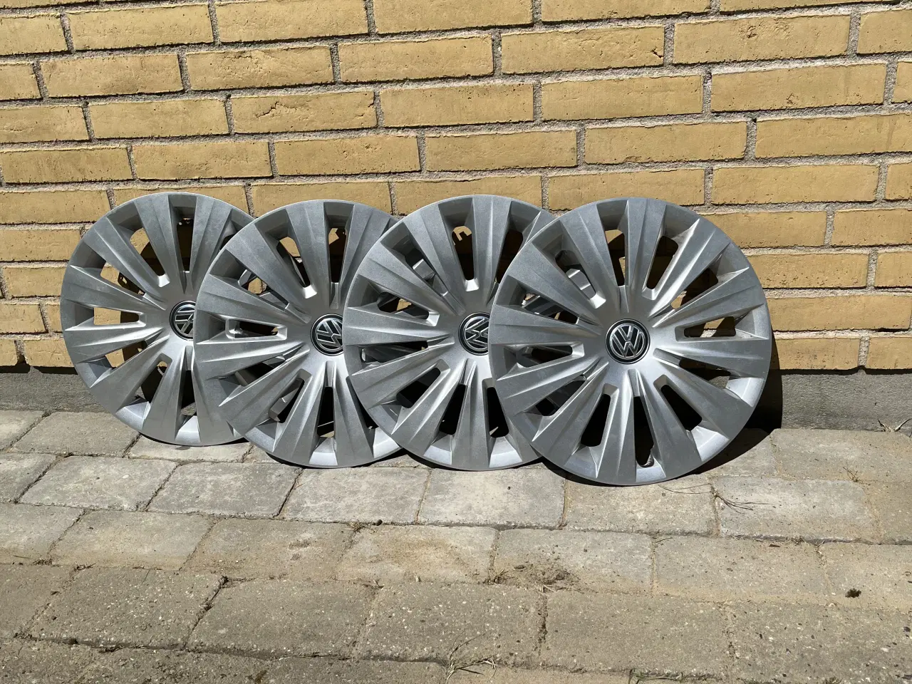 Billede 1 - 15” hjulkapsler til VW Golf 7