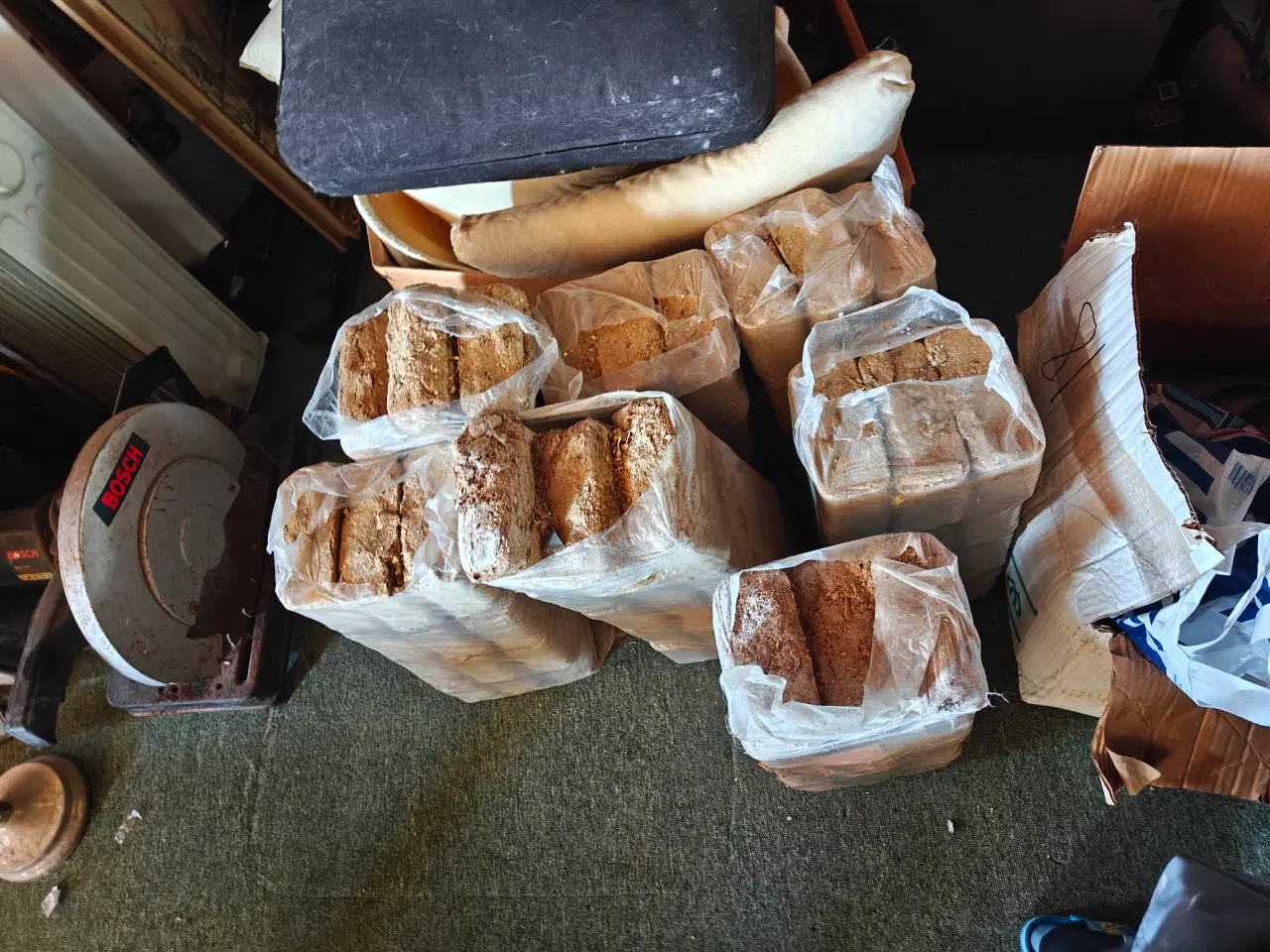 Billede 1 - Briketter til brandeovn