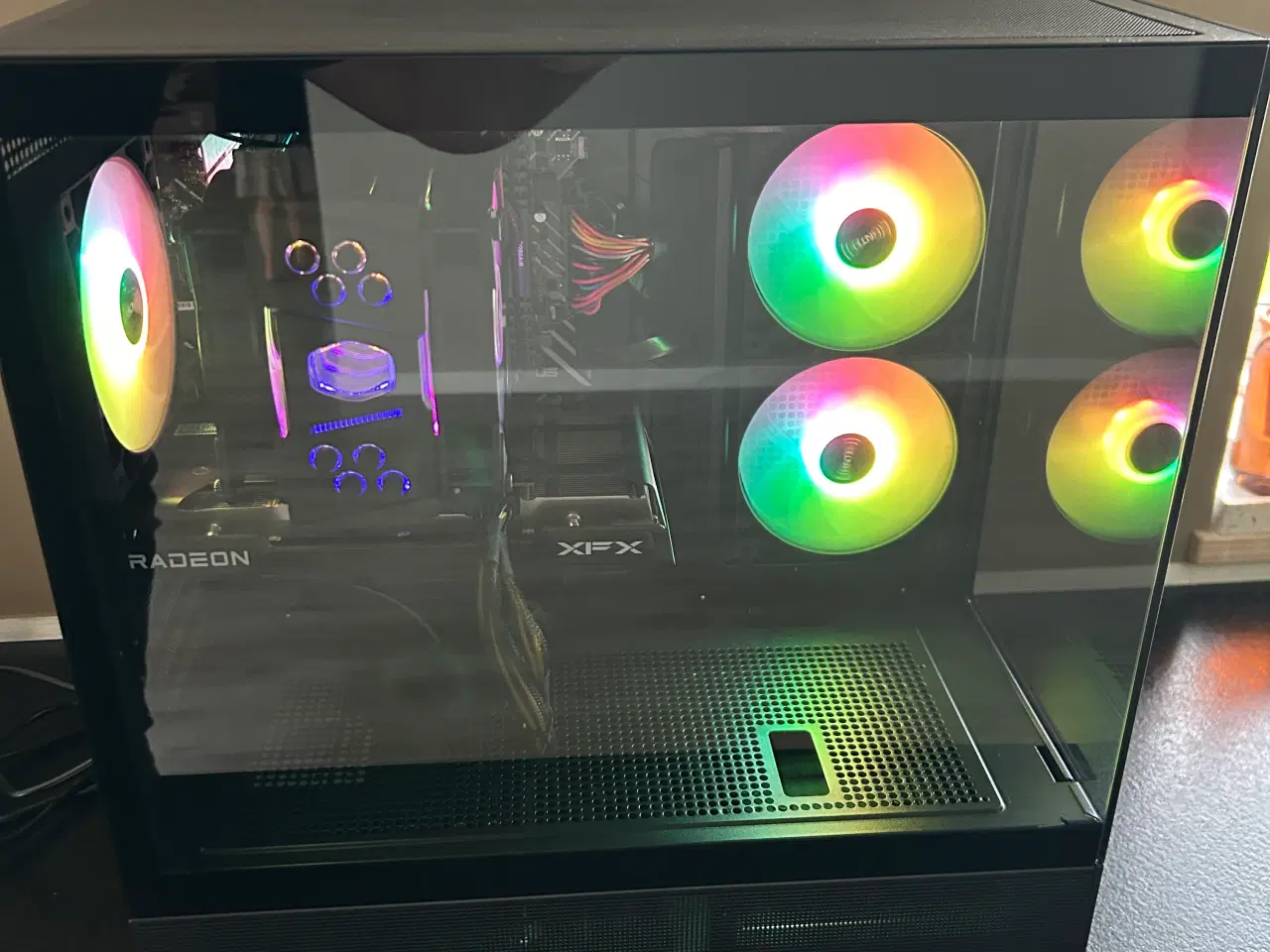 Billede 2 - 💻 Stærk Gaming-PC – Intel i5 12400F / RX 6600 