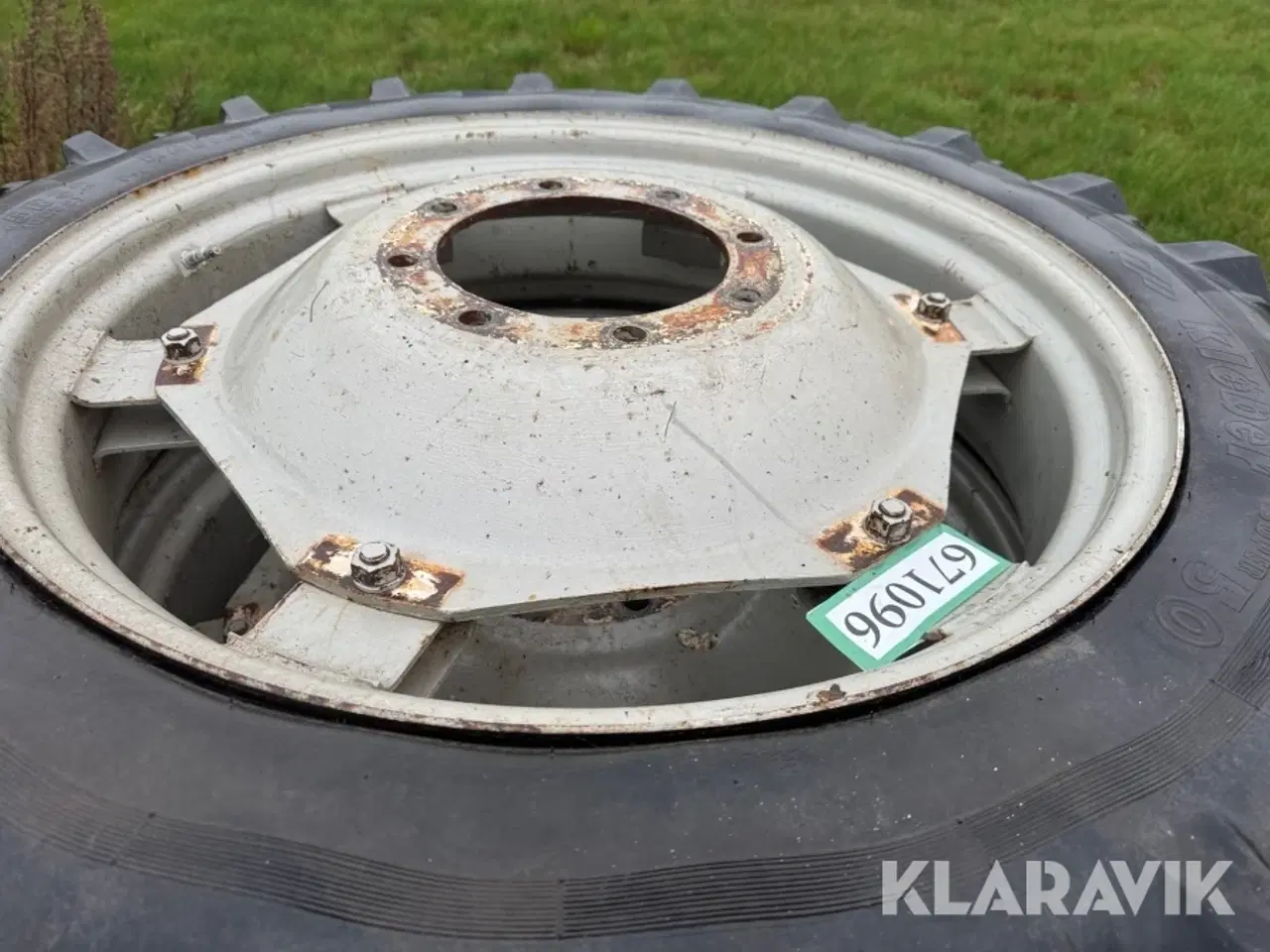 Billede 12 - Landbrugsdæk Kleber Radial 4 styks - 2 små og 2 store