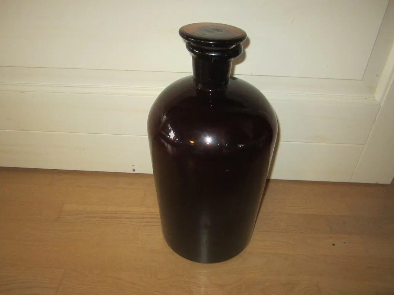 Billede 1 - Flot stor Apoteker flaske med prop/låg 36 cm i høj