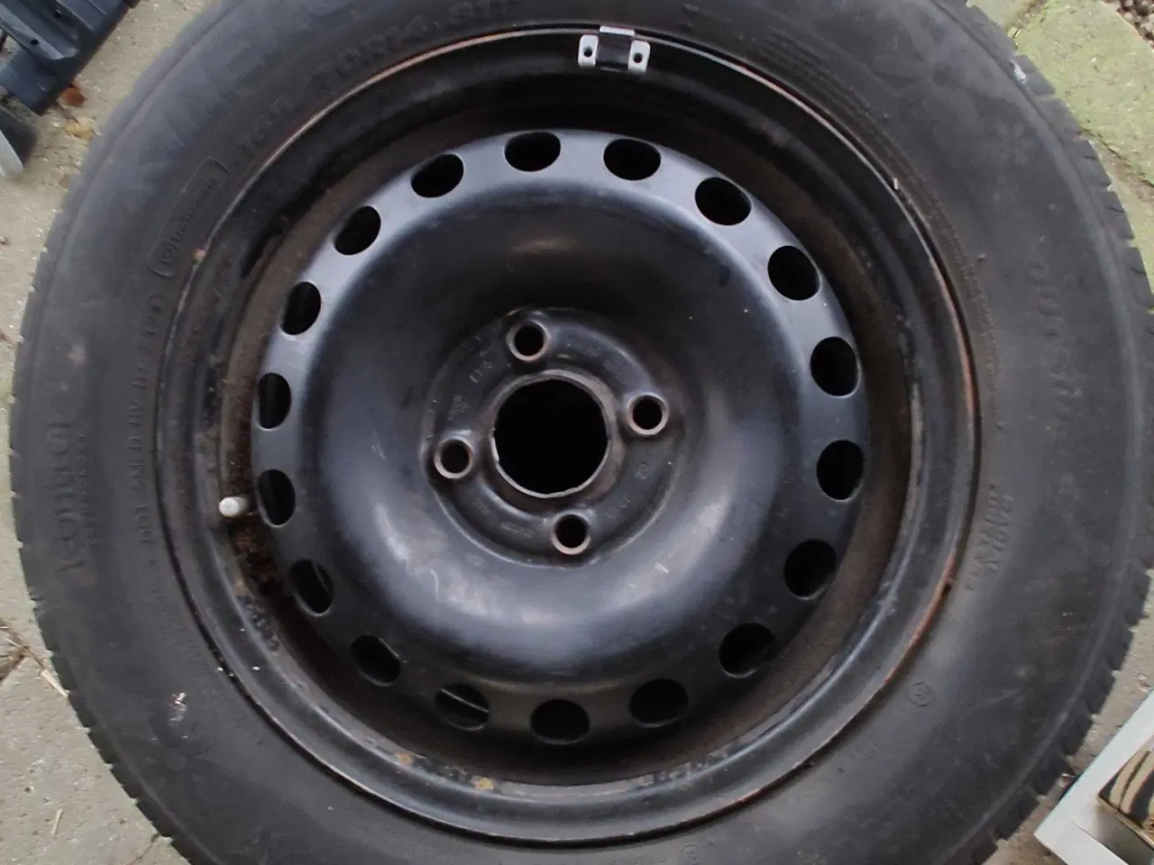 Billede 2 - Hankook Kinergy eco 165/70 R14 81T sommerdæk sælge