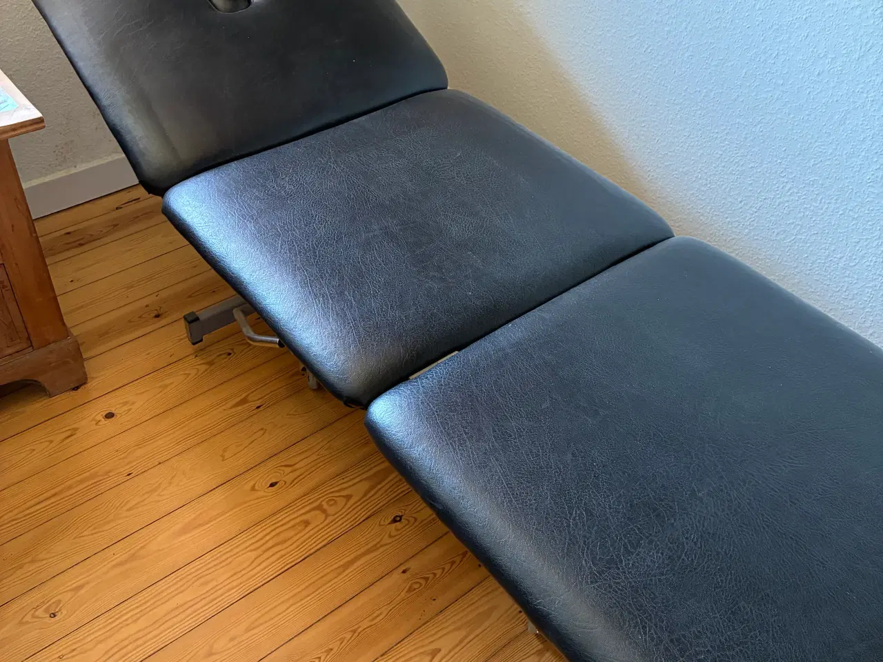 Billede 4 - Massagebriks / Behandlerbriks – Engelsk Akron kval