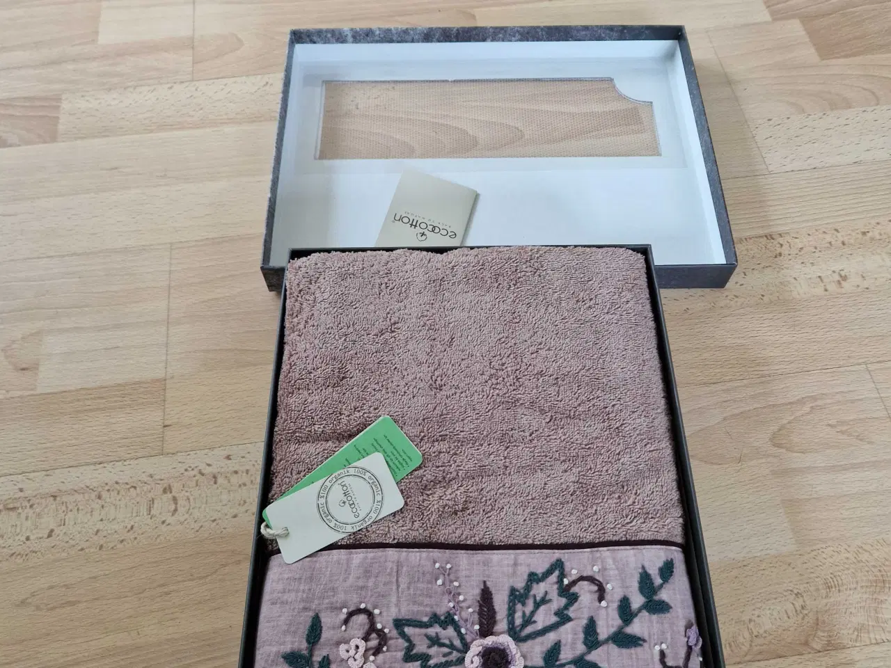 Billede 5 - Flot nyt økologisk økologisk håndklædesæt 