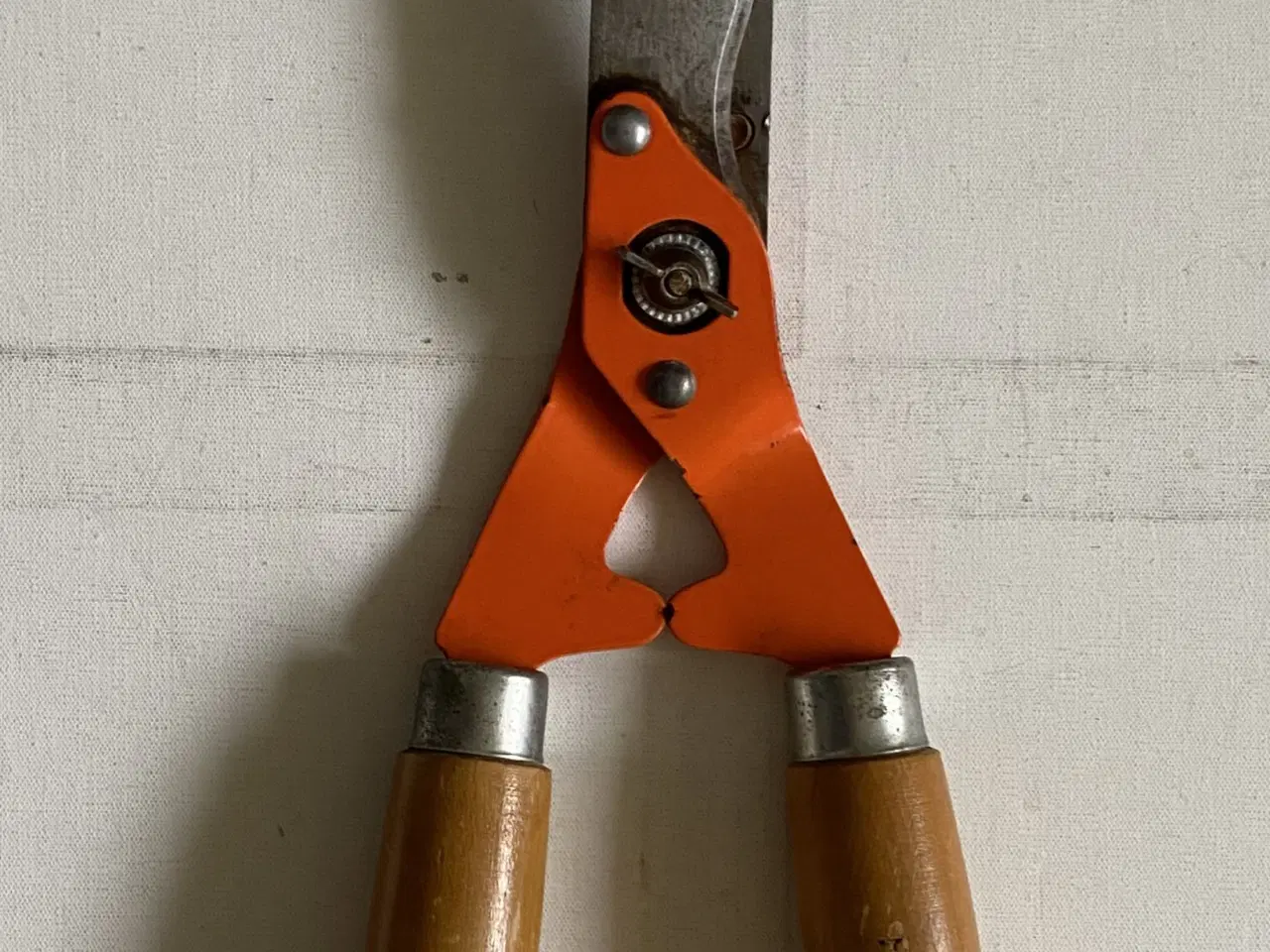 Billede 1 - Gedigen, solid hækkeklipper