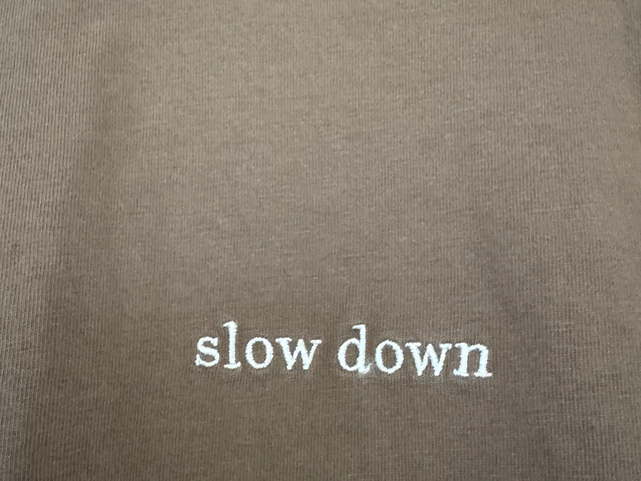 Billede 2 - T-shirts str L Slow Down