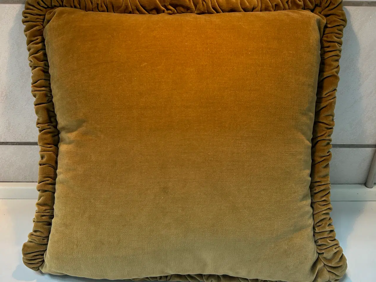 Billede 2 - 4 stk sofa puder, Vintage