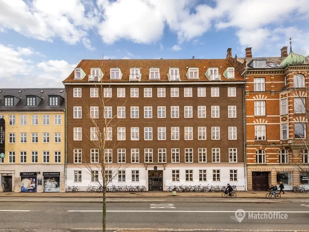 Billede 2 - Kontorlejemål i fredet ejendom med skøn udsigt til Ørstedsparken