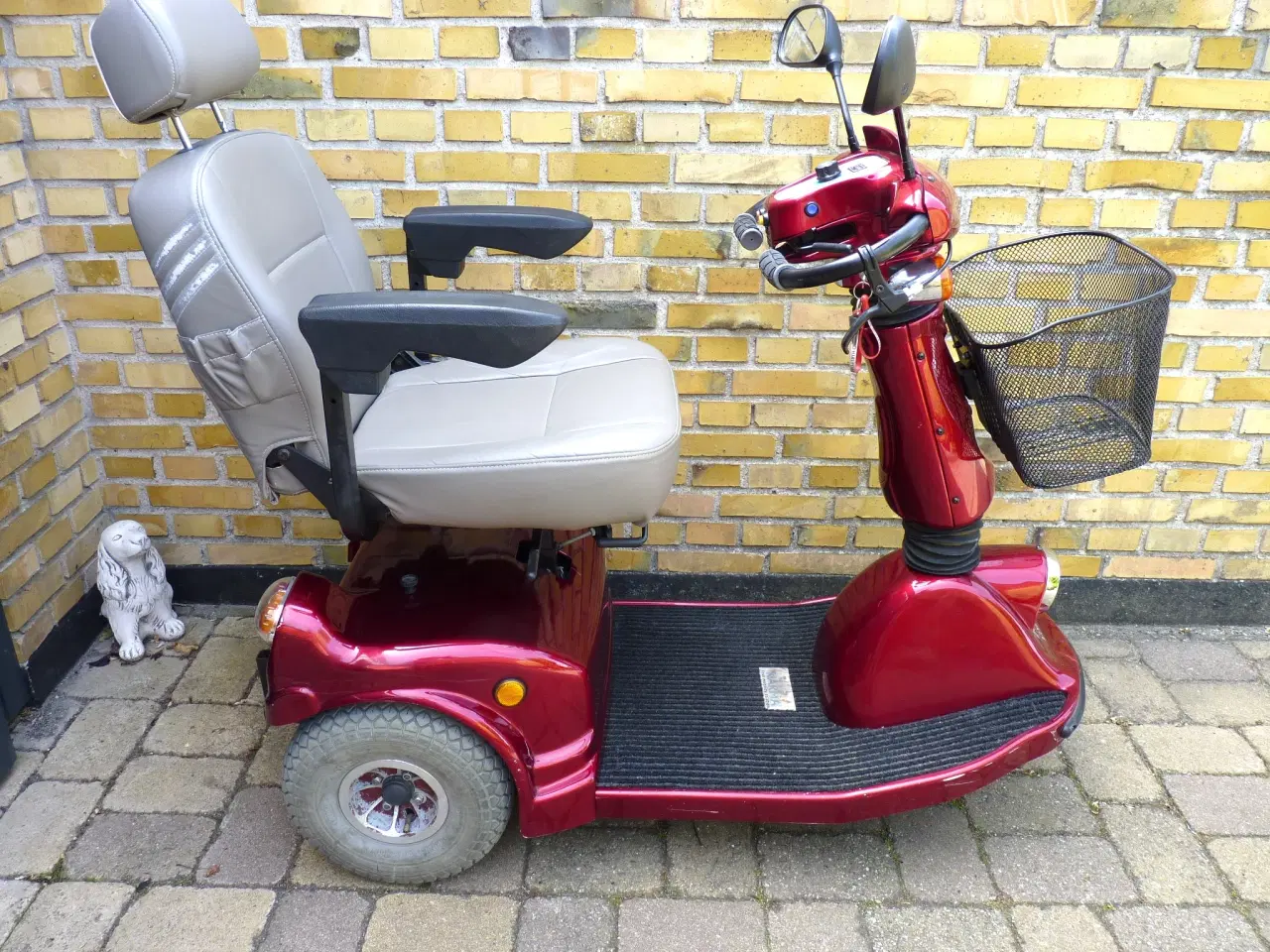 Billede 2 - El scooter, velkørende med gode batterier. 