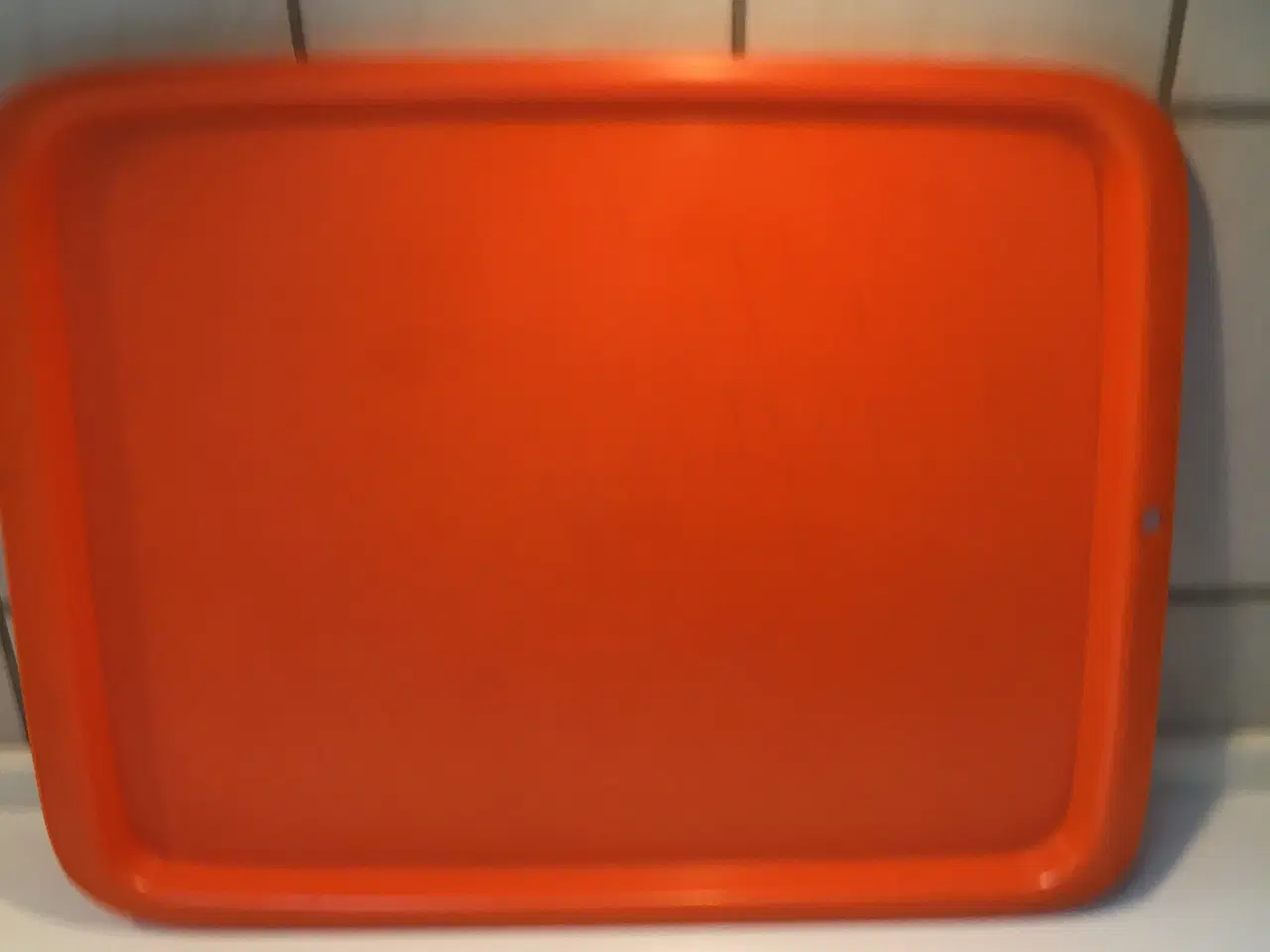 Billede 2 - Serverings bakke i orange