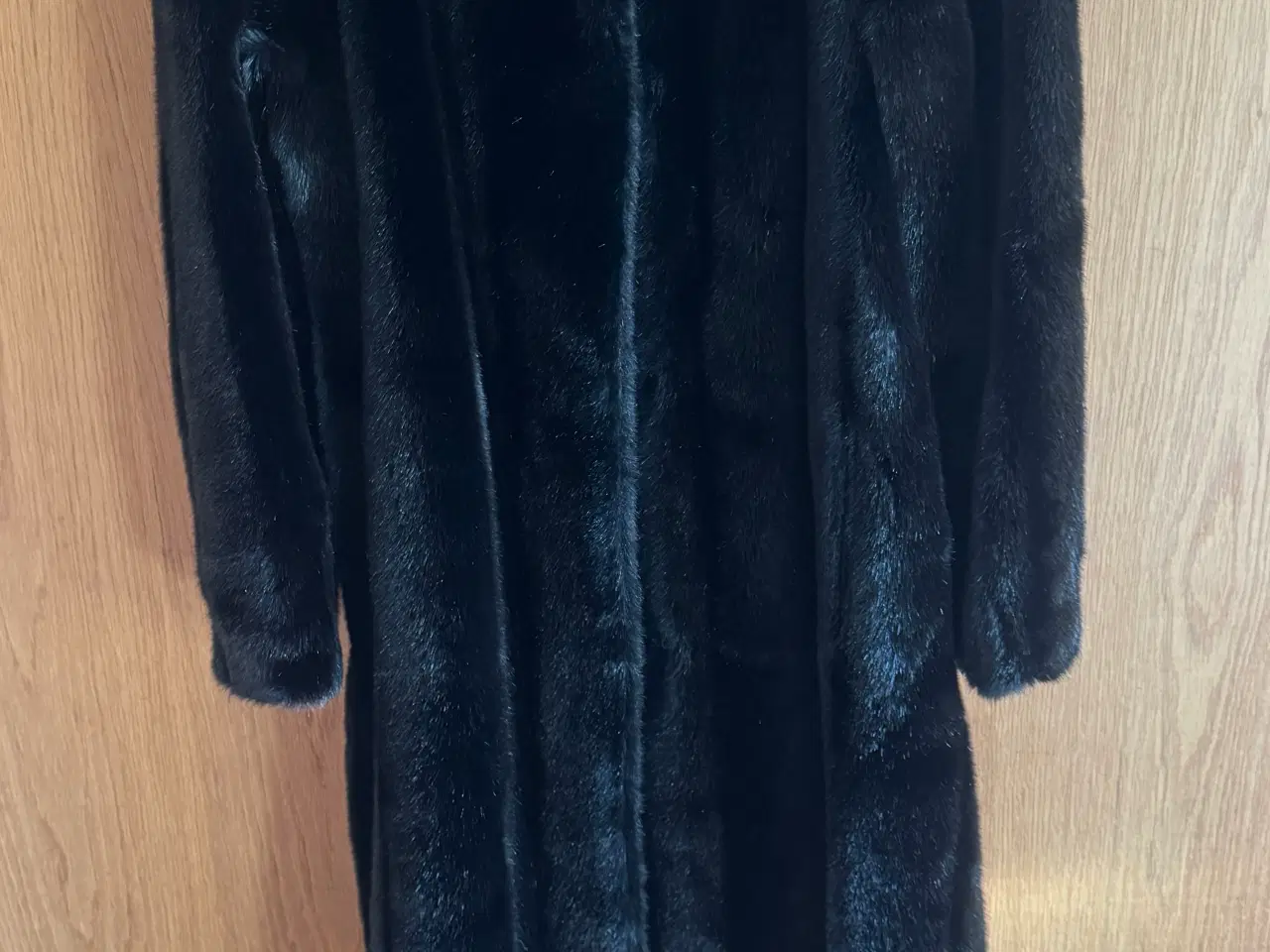 Billede 1 - Sort pels