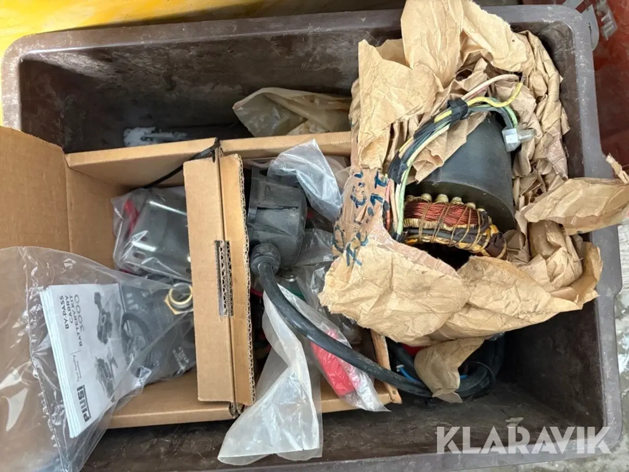 Billede 4 - Assorteret værktøj og smådele - 1 palle