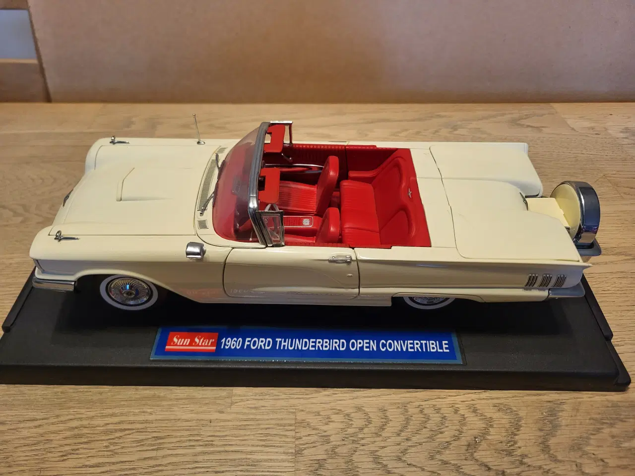 Billede 2 - 1:18 - Ford Thunderbird open Convertible 1960 - 60