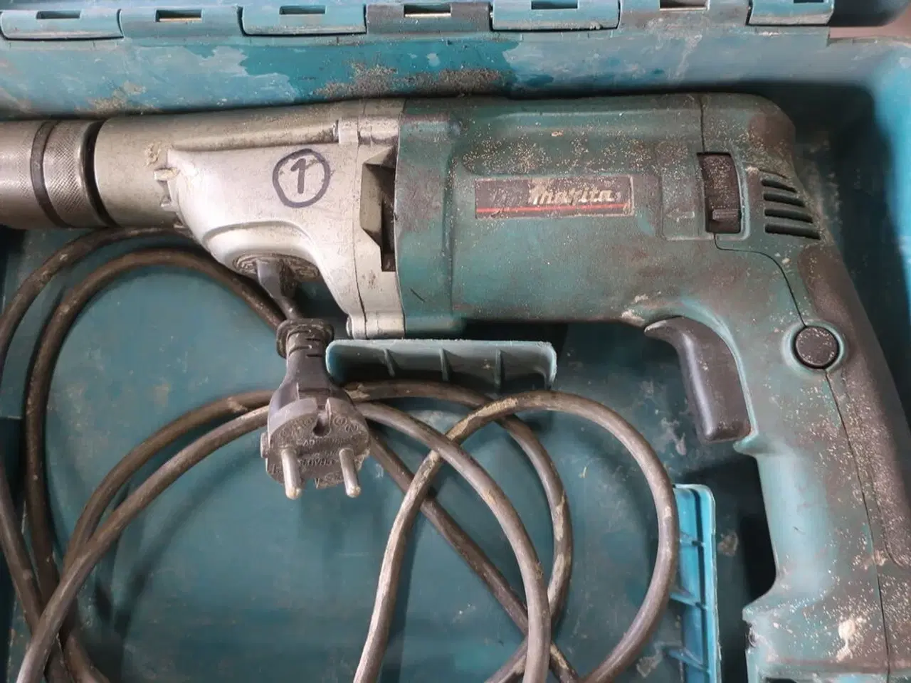 Billede 2 - Slagboremaskine MAKITA HP2071F