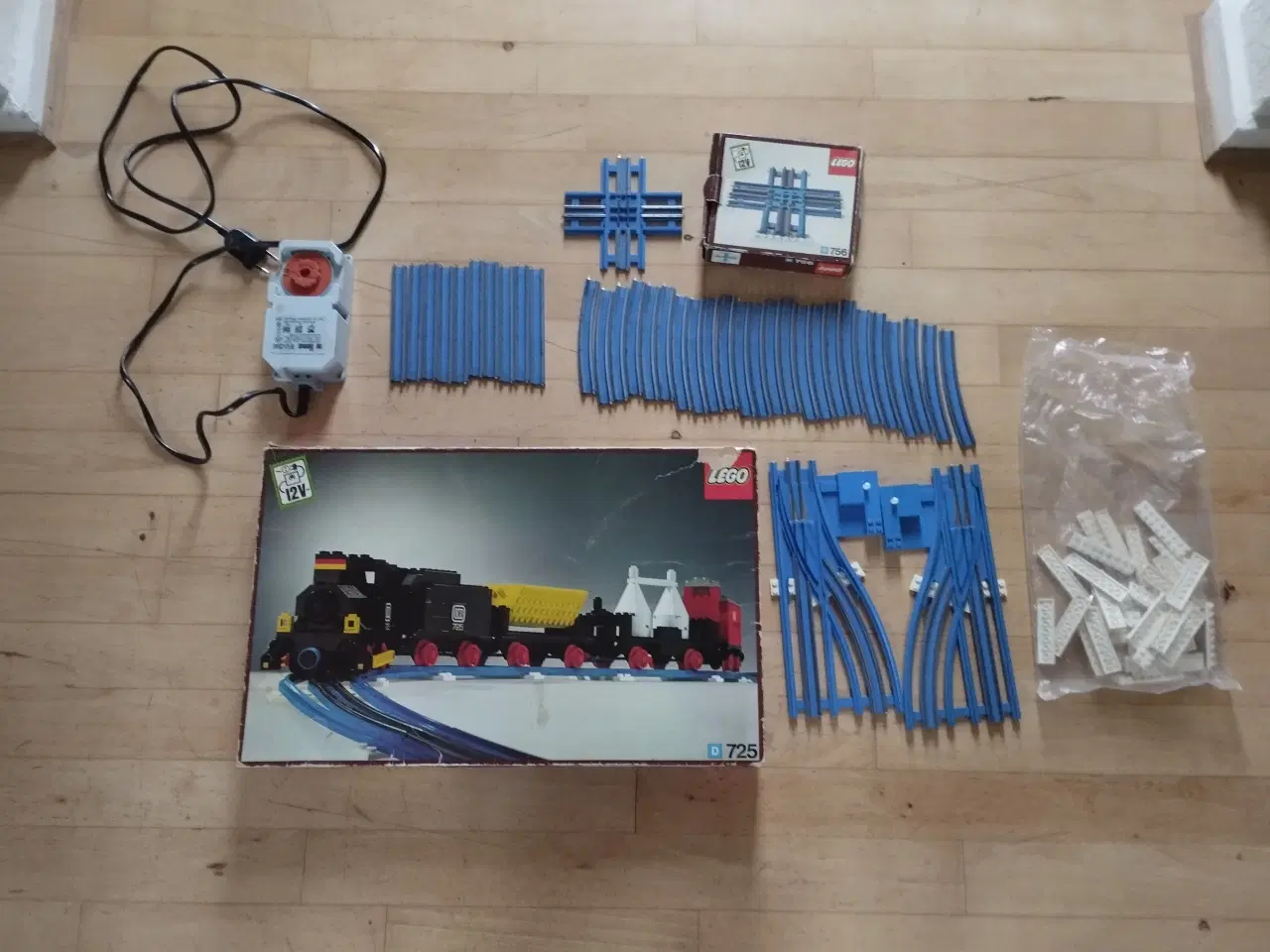 Billede 2 - 8800 Viborg Legotog D 725 (Brugt) fra årg. 70 