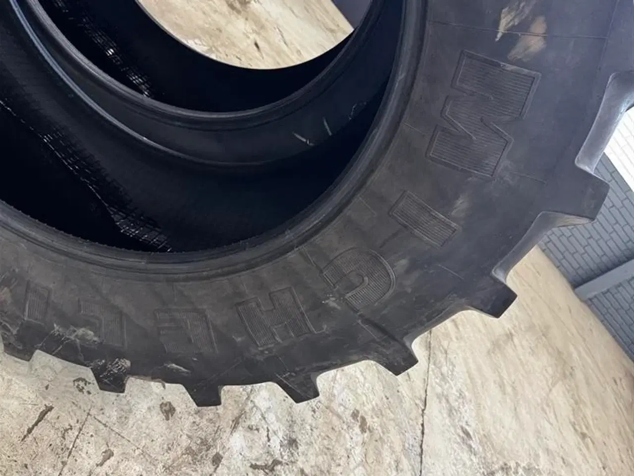 Billede 4 - Michelin 600/65 R38