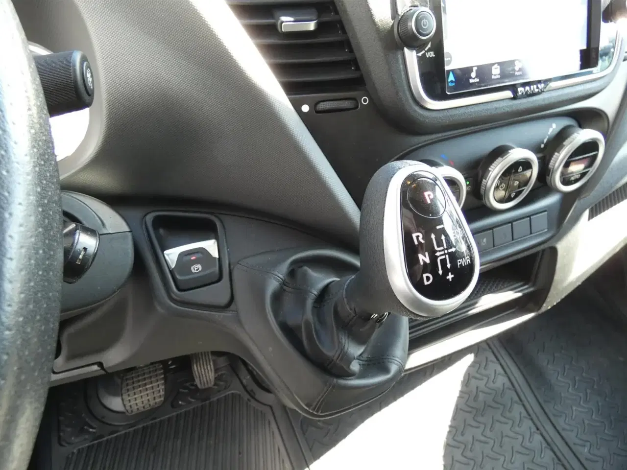 Billede 17 - Iveco Daily 35S18 18m3 3,0 D 180HK Van 8g Aut.